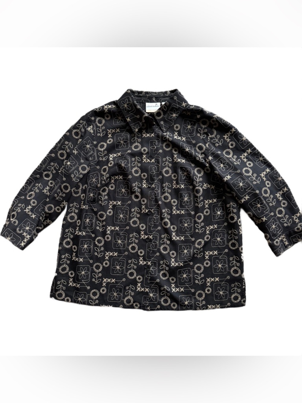 Alfred Dunner Black Button-Front Shirt with Stitched Floral Pattern Size 16W